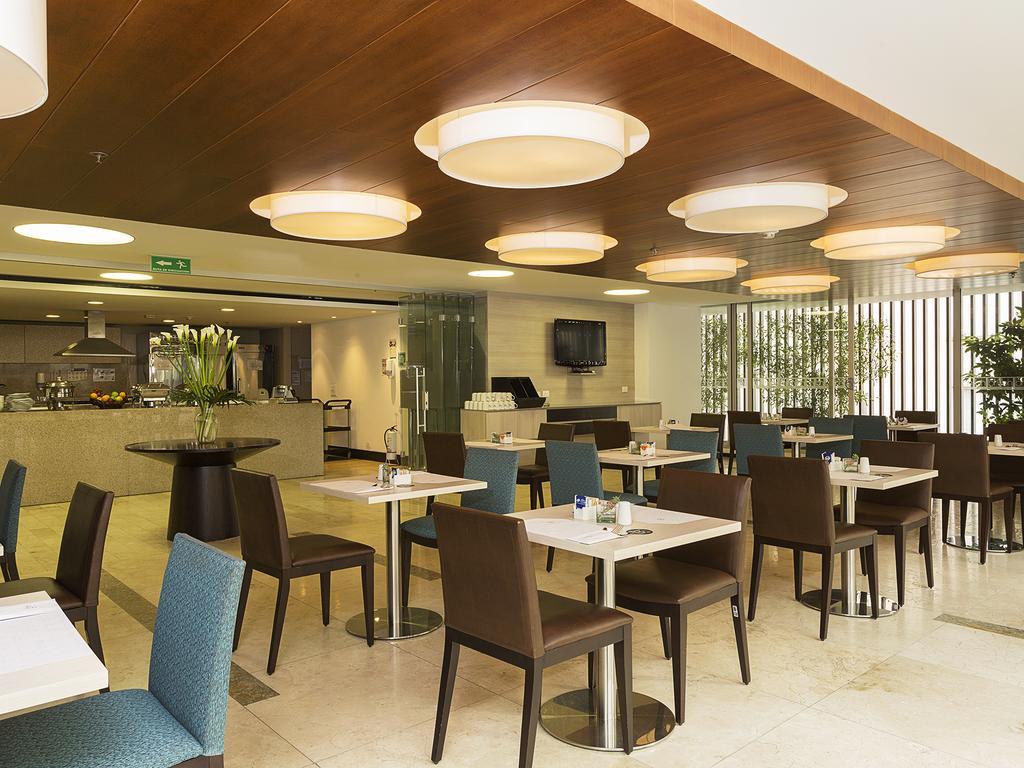Hotel Bh Bicentenario Bogota Exterior photo