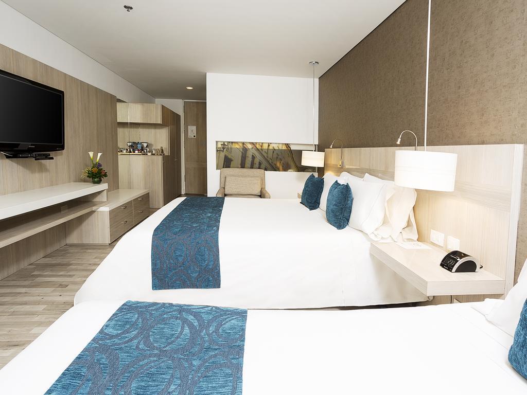Hotel Bh Bicentenario Bogota Exterior photo
