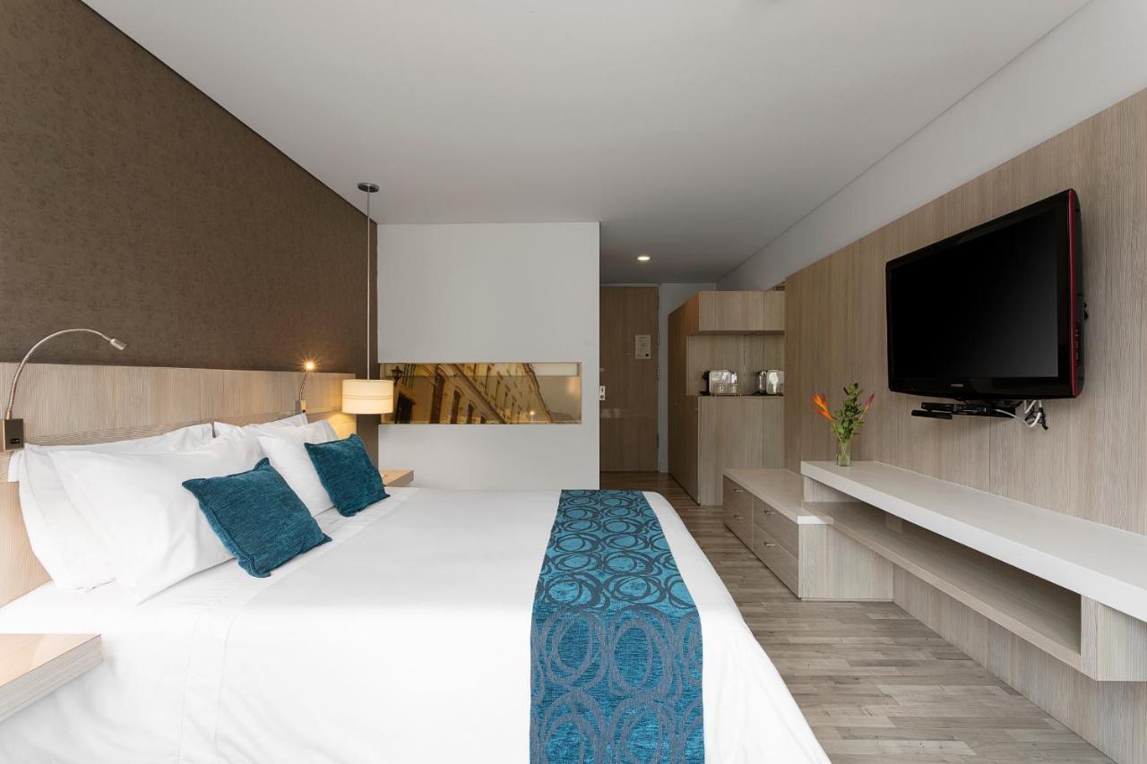 Hotel Bh Bicentenario Bogota Exterior photo